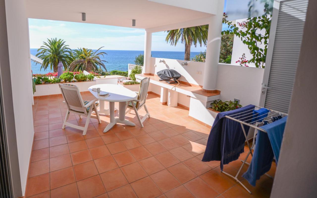 The Fantastic Beach House Of Luz Exterior photo
