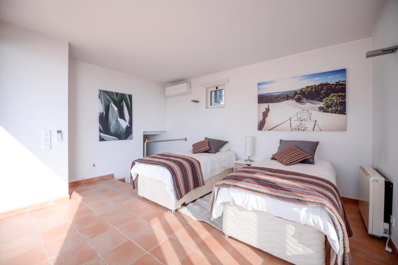 The Fantastic Beach House Of Luz Exterior photo